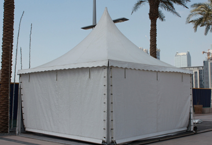 High‑peak Aluminium Pagoda Tent with PVC canopy and removable side curtains, elegant pavilion for hotels, poolside lounges, garden events and premium outdoor hospitality spaces.